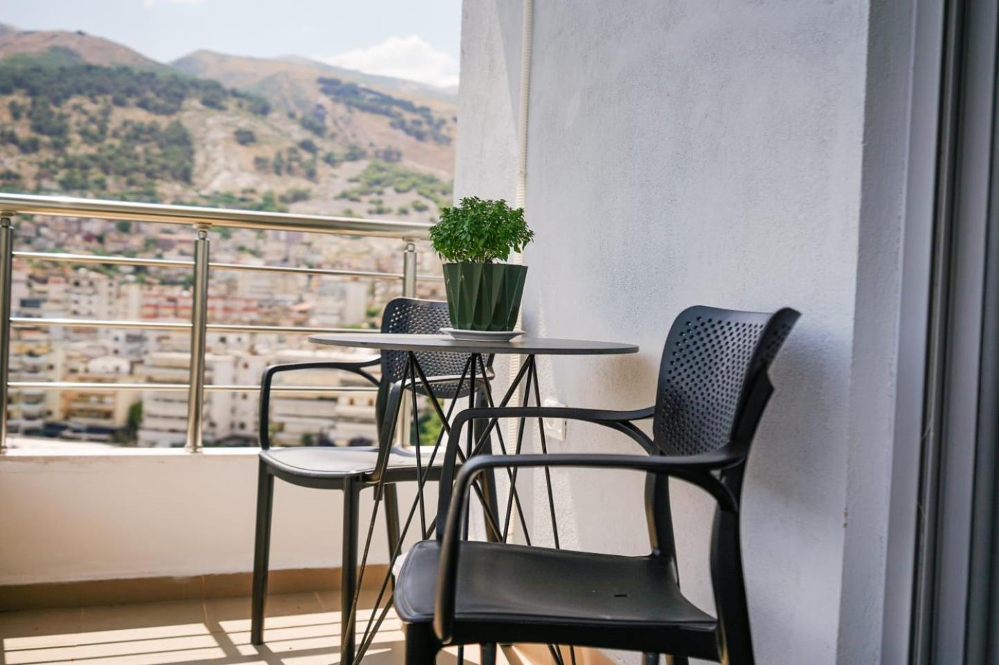 View City Apartments Gjirokaster Exterior photo